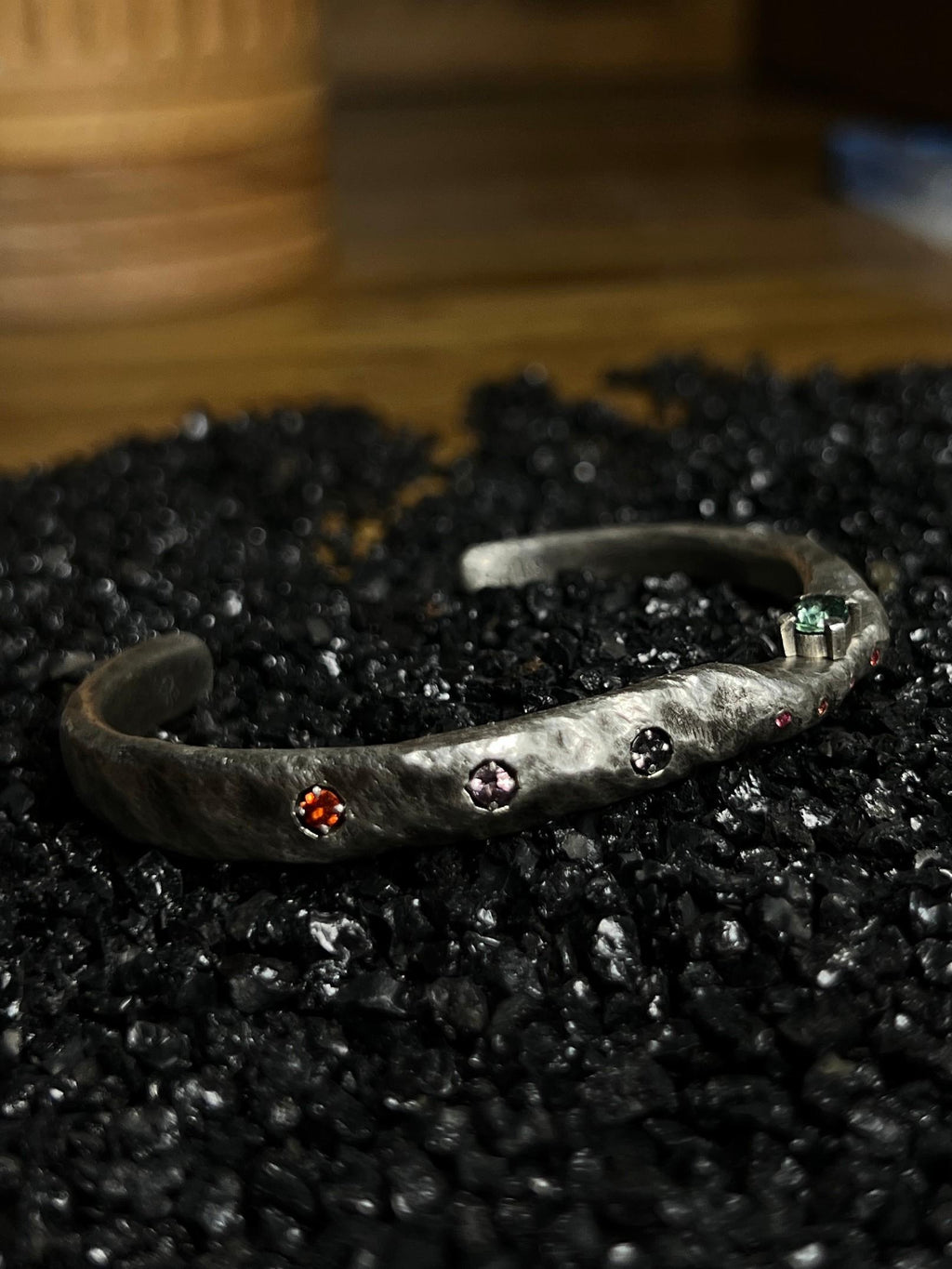 BG-G10 — THE QUIET COMPANION